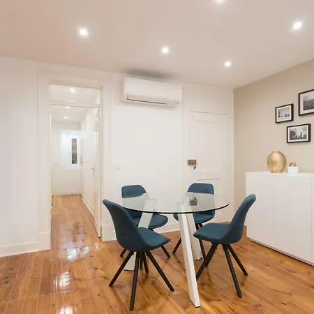 The Modern 1551 Apartment