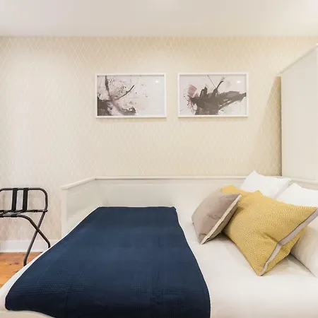 The Modern 1551 Apartment